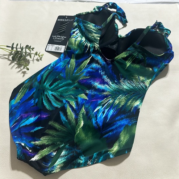NWT MIRACLESUIT Useppa Siren One Piece Swimsuit - Picture 10 of 15